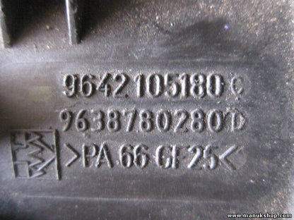 Soporte del filtro de aceite Peugeot 206 Citroen Berlingo C5 2,0 HDI DW10TD 9638