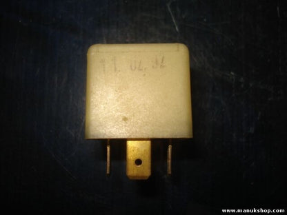 Relé OPEL 899666 90191753