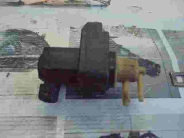 Solenoide de la válvula de vacío Renault Space Laguna Trafic 8200486264 70115200
