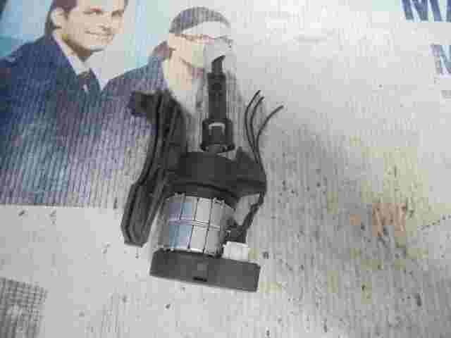 Controllo portata fari Mercedes W211 6NM00894400 HELLA 6NM008944-00