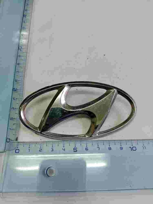 Emblema  Hyundai Elantra i40 10,8.cm