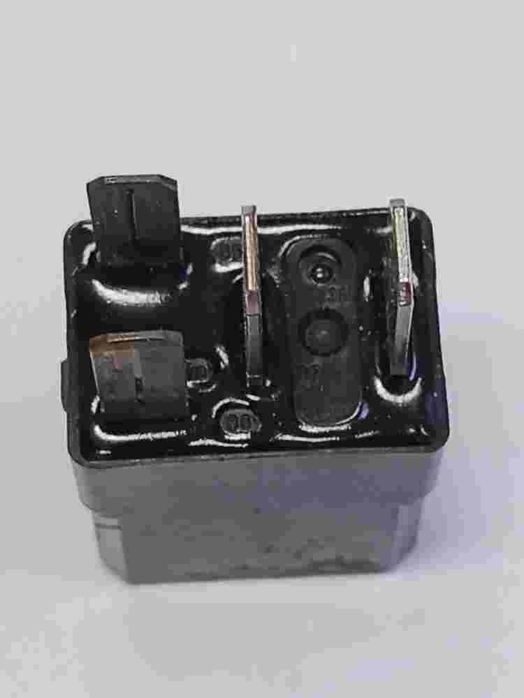 Relé Nissan Armada Xterra Pathfinder Nais 5 ACM33211 M09 412050519