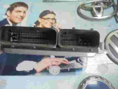 Centralita VW Audi Seat Skoda 038906019KT DIESEL EDC15P 5213 BOSCH 0281011219