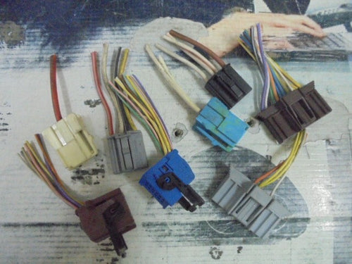 ARNÉS CONECTOR ENCHUFE CAJA DE FUSIBLES Renault Megane Scenic UPC 8200306033
