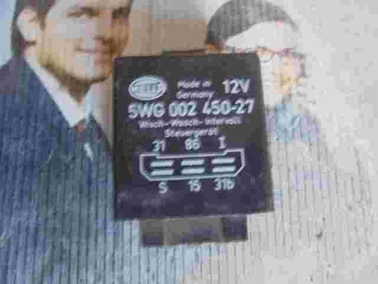 Relé del limpiaparabrisas Mercedes-Benz W602 T1 310D 5WG00245027 HELLA