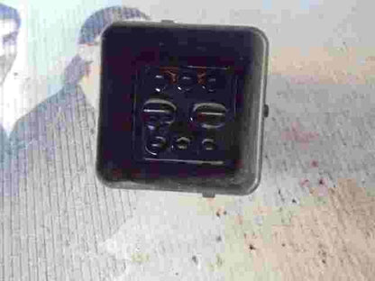 Resplandor relé enchufe Peugeot 301 308 5008 508 Citroen C4 9803299780 51299058A