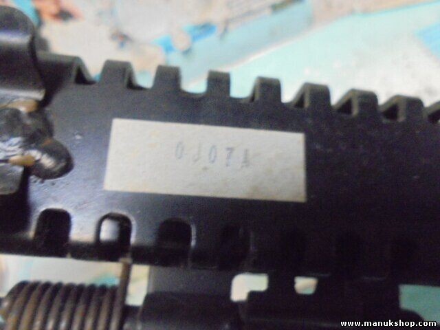 Guía de asiento derecho lado derecho Honda CR-V 2000 0J07A