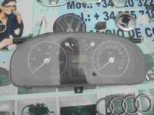Quadro strumenti Renault Laguna II 8200218888B 8200218888-B 501018880079