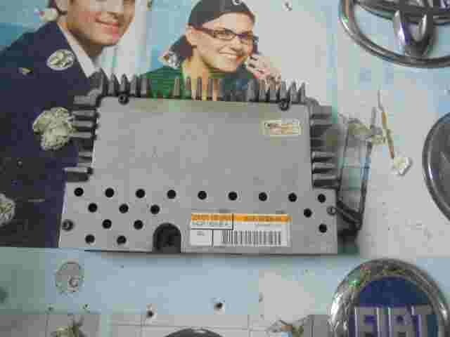 Amplificador Ford Scorpio 95GP18T806AA 95GP-18T806-AA 94GP18B849A 94GP-18B849-A