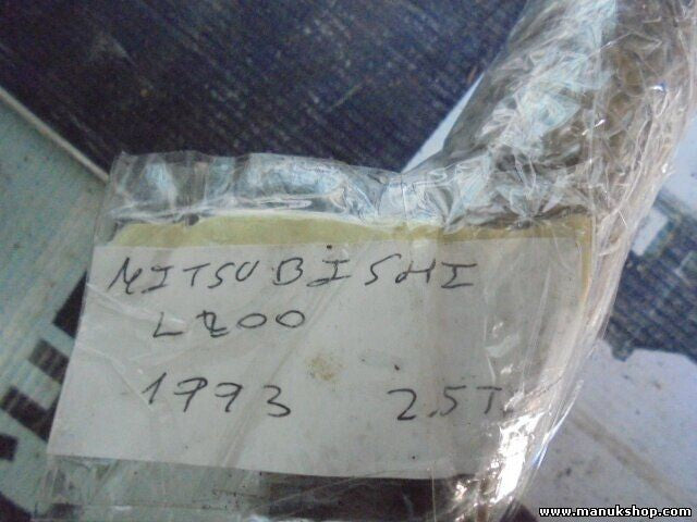Palier transmision trasero izquierdo Mitsubishi L200 2.5TD 1993