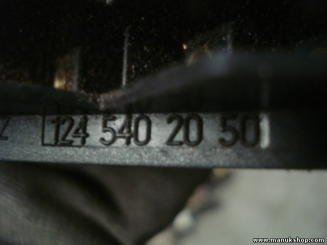 Caja de fusibles Mercedes-Benz W124 S124 1245402050 124 540 20 50