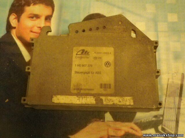 ABS EDS Centralita  VW Volkswagen Golf 3 III Passat 1H0907379 1HO907379