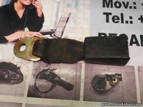 Cierre cinturon de seguridad trasero medio Opel Frontera 16755863 230792 GM