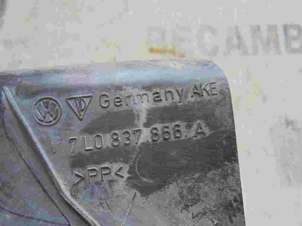 Cubierta delantero derecha Porsche Cayenne Año 2008 3.6 Gasolina Audi 7L0837866A