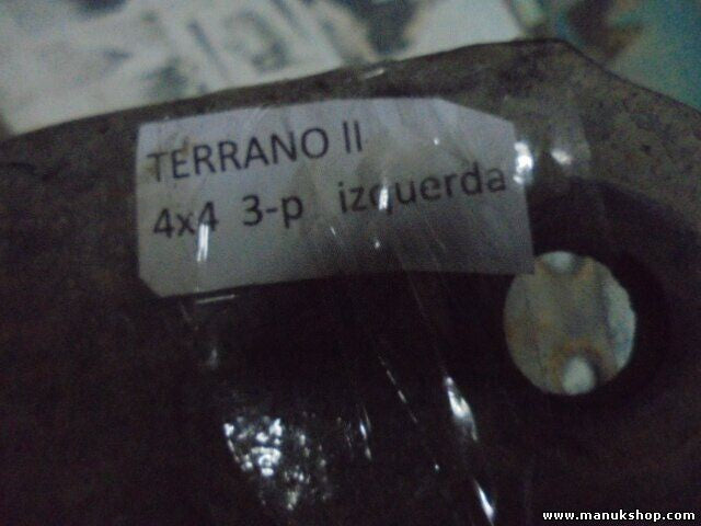 Brazo de suspensión delantera izquierda Nissan Terrano II R20 4X4 545037F000