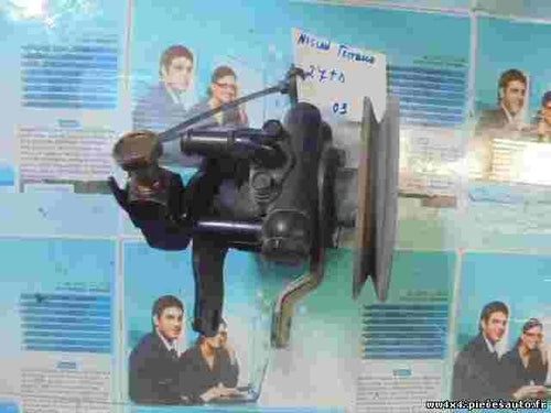 Bomba de dirección Nissan Terrano II (R20) 2.7 TD 2003 491107F700 49110-7F700