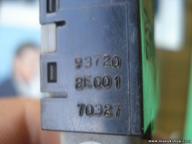 Interruptor del limpiaparabrisas trasero Hyundai Tucson 2,0 937202E001 70327