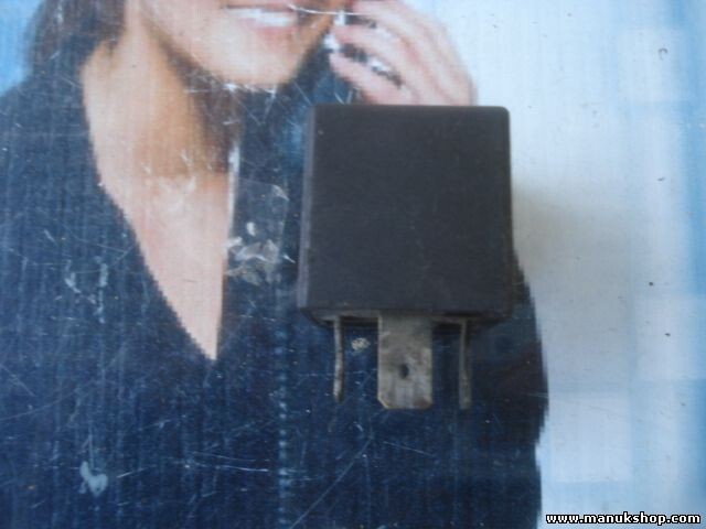 Relé SEAT UTM 23221 X0-39566250 XO-39566250 12V-20/10A