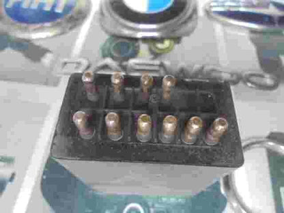 Relè pompa carburante Mercedes W124 0035452005 (07) KR0003 05370201