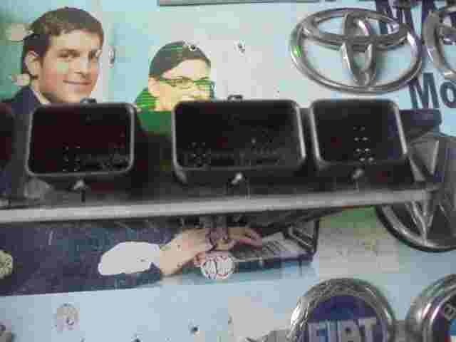 Centralita Renault Megane 8200259832 8200259835 DDCR80967A DELPHI TRW R0410B015A