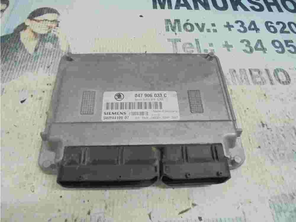 Centralita Skoda Fabia 3PA SJ4A Benzin Simos 047906033C SIEMENS 5WP4419907