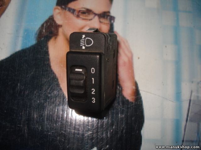 Interruptor de nivelación de faros Opel Tigra Agila A 09114998 90483063