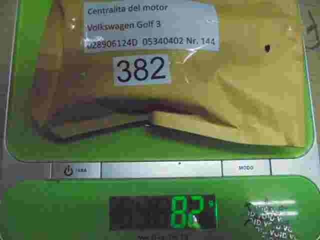 Centralita VW Golf 3 Diesel Nr.144 Seat-Ibiza 028906124D LK 05340402