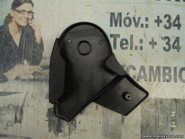 Panel de la funda del asiento derecha KIA Sorento 2497 ccm 103 KW 140 PS 1820240