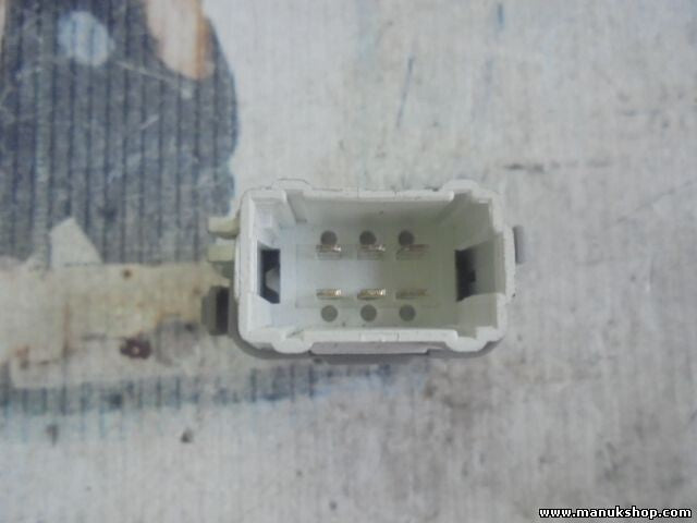 Interruptor Renault Kangoo Laguna Megane 28082 02 107841 179028A 8200025895