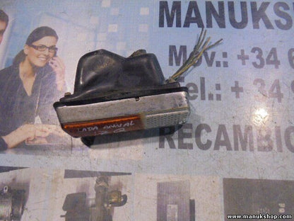Intermitente delantero izquierdo Lada Niva 4x4 21033712011 2103-3712011 0163282