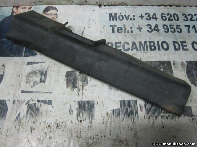 Moldura delantera derecha Hyundai ix35 2.0 CRDi 858822Y000 85882-2Y000