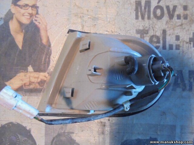 Intermitente delantero izquierdo Tata 15900001R 1590-00-01R 1590 00 01R P21W