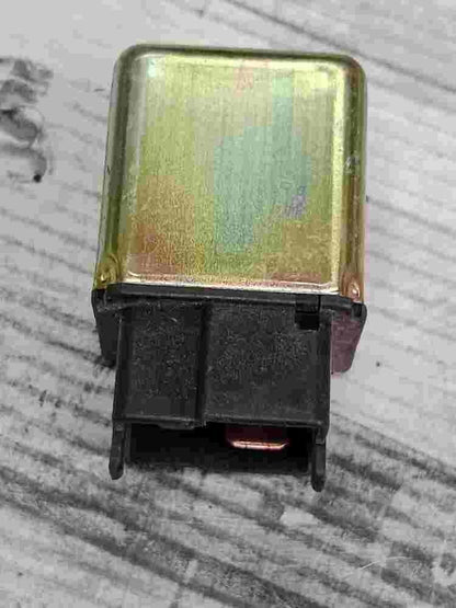 Relé de arranque Mitsuba Scooter 50 125 150cc 12 No 88S