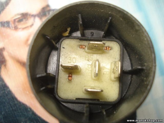 Relé Renault Clio 7702151150 NAGARES RLPF 52-12D