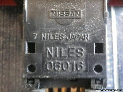 Interruptor de emergencia Nissan micra NILES 06012