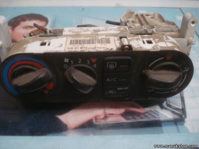 Control de la calefacción clima Nissan Terrano Ford  EG08036701 ET82931