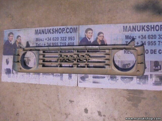Parrilla rejilla frontal delantera Toyota J70 J-70 5310160030 53101-60030