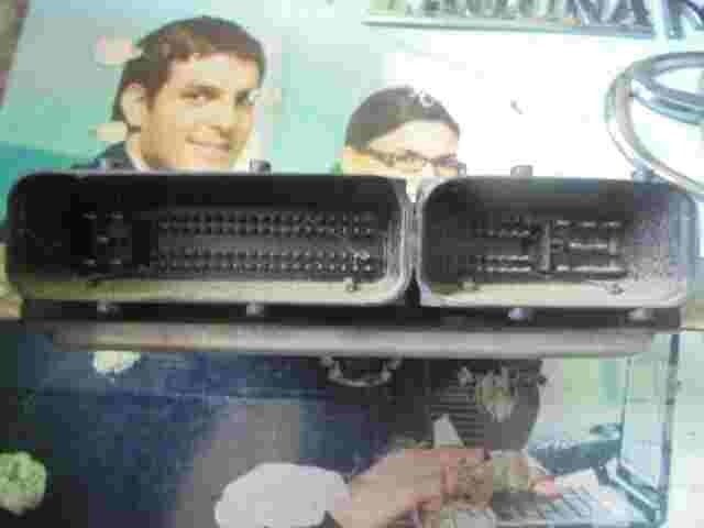 Centralita Audi A6 2.5TDI 4B2907401J Diesel EDC15VM D09 1039S01048 0281010822