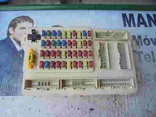 Caja de fusibles Kia Opirus 919503F000 91950-3F000 91950 3F000