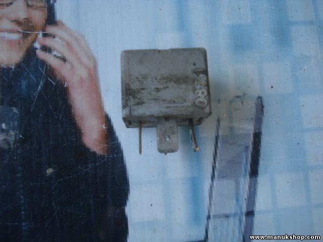 Relé IVECO MAN VOLVO G.CARTIER 24V 4718222 20441002