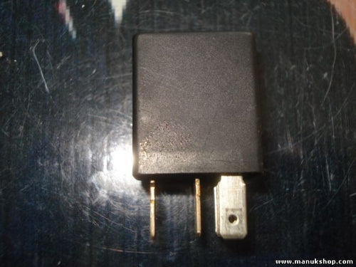 Relé de la bomba de combustible Chrysler Jeep 4608650 95425C 3457