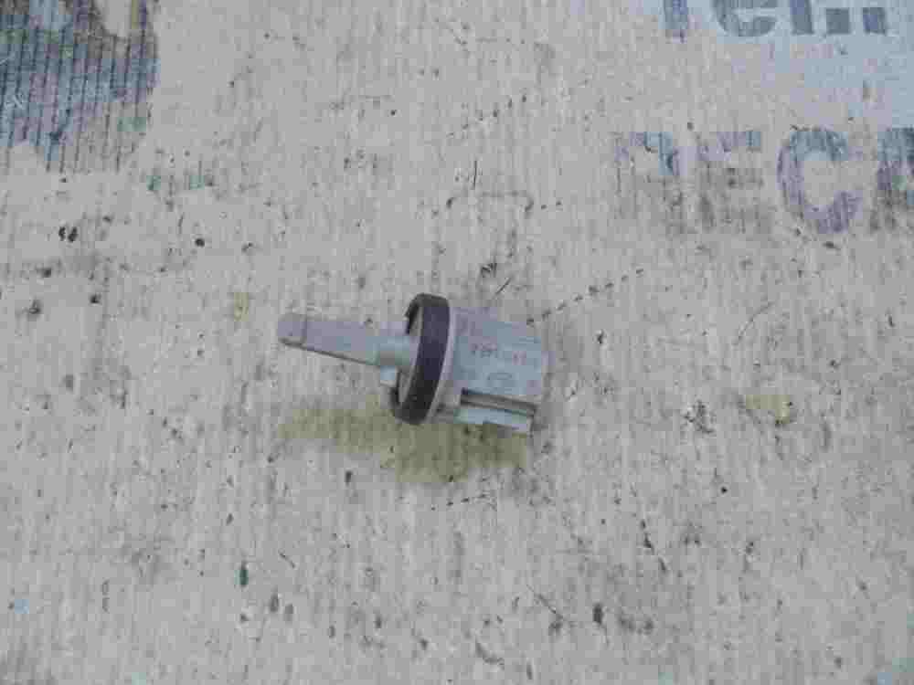 Sonda sensore temperatura aria Audi A3 HELLA 1K0907543A 1KO907543A