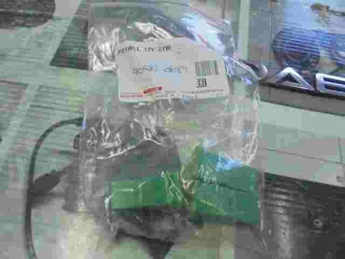 1  unidad Fusible  Toyota Camry Corolla Supra Lexus 9098208189 P21WLL 12V 21W