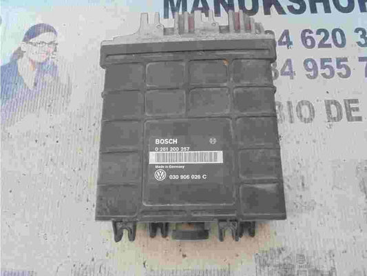 Centralita  VW Volkswagen Golf 3 III 030906026C 030 906 026 C BOSCH 0261200257
