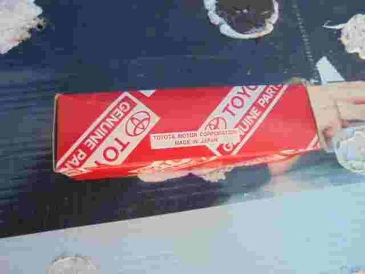 Candela di preriscaldamento Toyota Lexus 9091901149 90919-01149 Q20RU Q20R-U