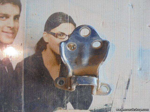 Bisagra de la puerta trasera izquierda abajo Mitsubishi Pajero Montero