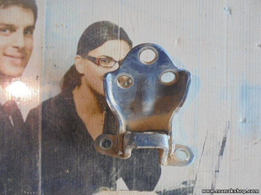 Bisagra de la puerta trasera izquierda abajo Mitsubishi Pajero Montero