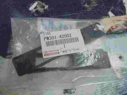 Lid Covers  Toyota RAV4 PW30142002 PW301-42002