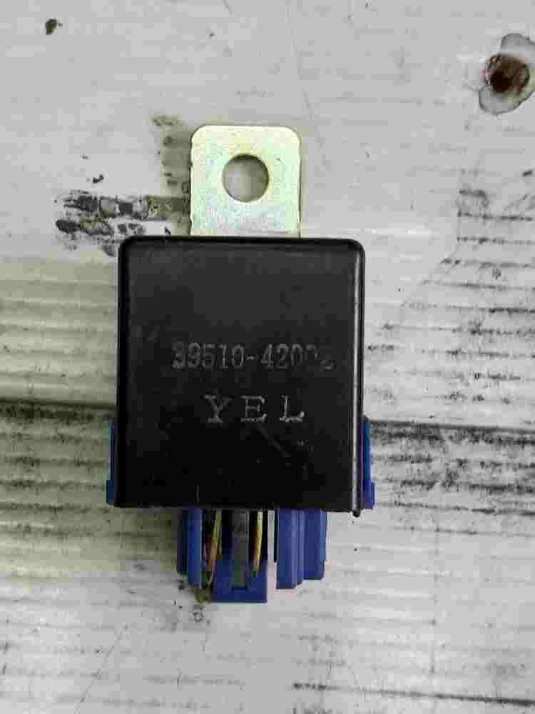 Relè resistenza Hyundai H-1 Starex Kia Galloper II 3951042002 39510-42002 YEL