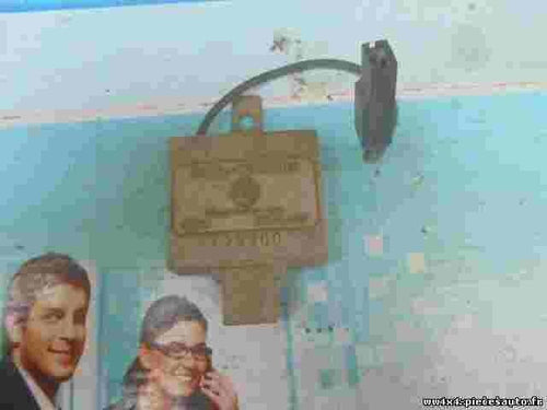 Amplificador de antena BMW E36 65241387803 65.24-1 387 803 BETA 447